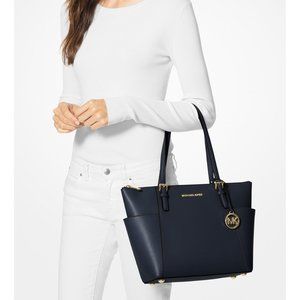 Michael Kors Jet Set Large Tote NWT - Navy